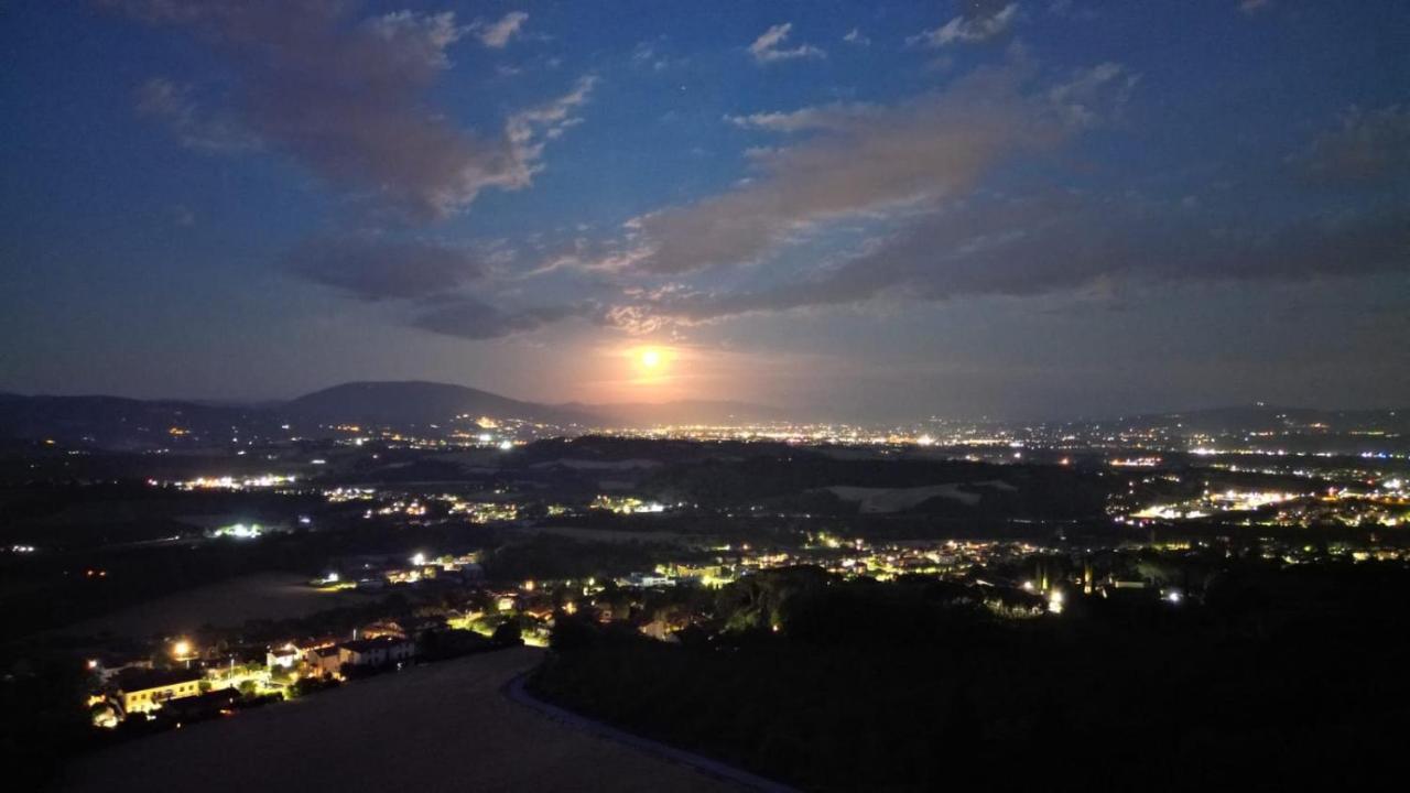 Casale Mille E Una Notte Перуджа Экстерьер фото