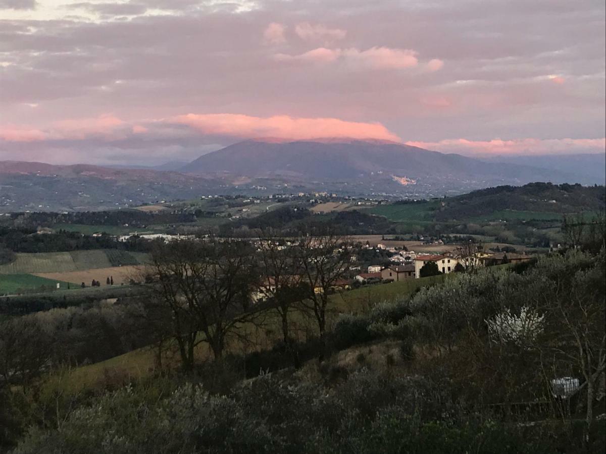 Casale Mille E Una Notte Перуджа Экстерьер фото